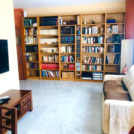 Junto A Fibes, Amplio, Luminoso, Con Piscina Y Parking Apartment